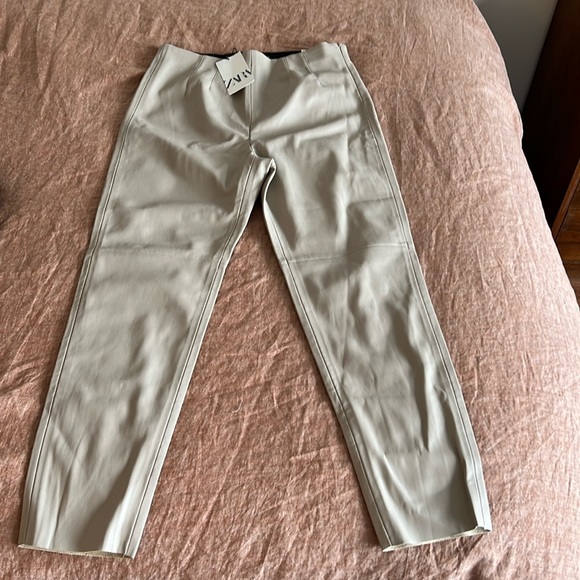 Zara Faux Leather Leggings - Picture 1 of 9